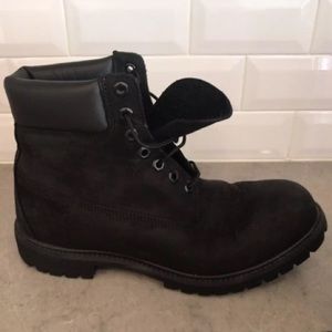 Black timberlands waterproof