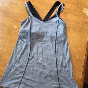 Lululemon tank with built in bra