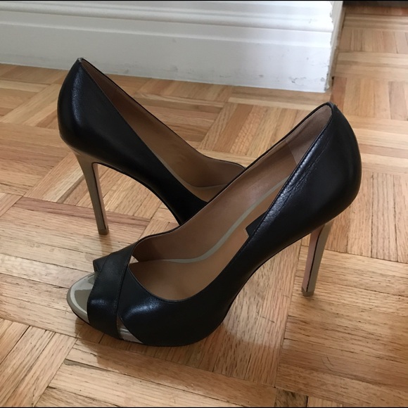 Ann Taylor Cheri Peeptoe Platform - Picture 2 of 7