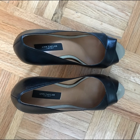 Ann Taylor Cheri Peeptoe Platform - Picture 3 of 7