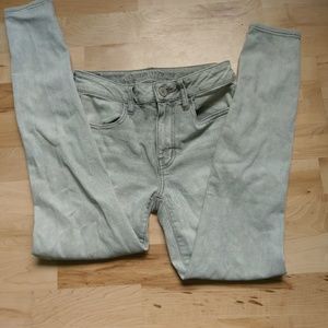 American eagle high rise light grey jeggings short
