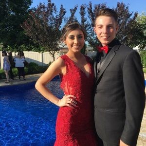 Meet your Posher, Jj