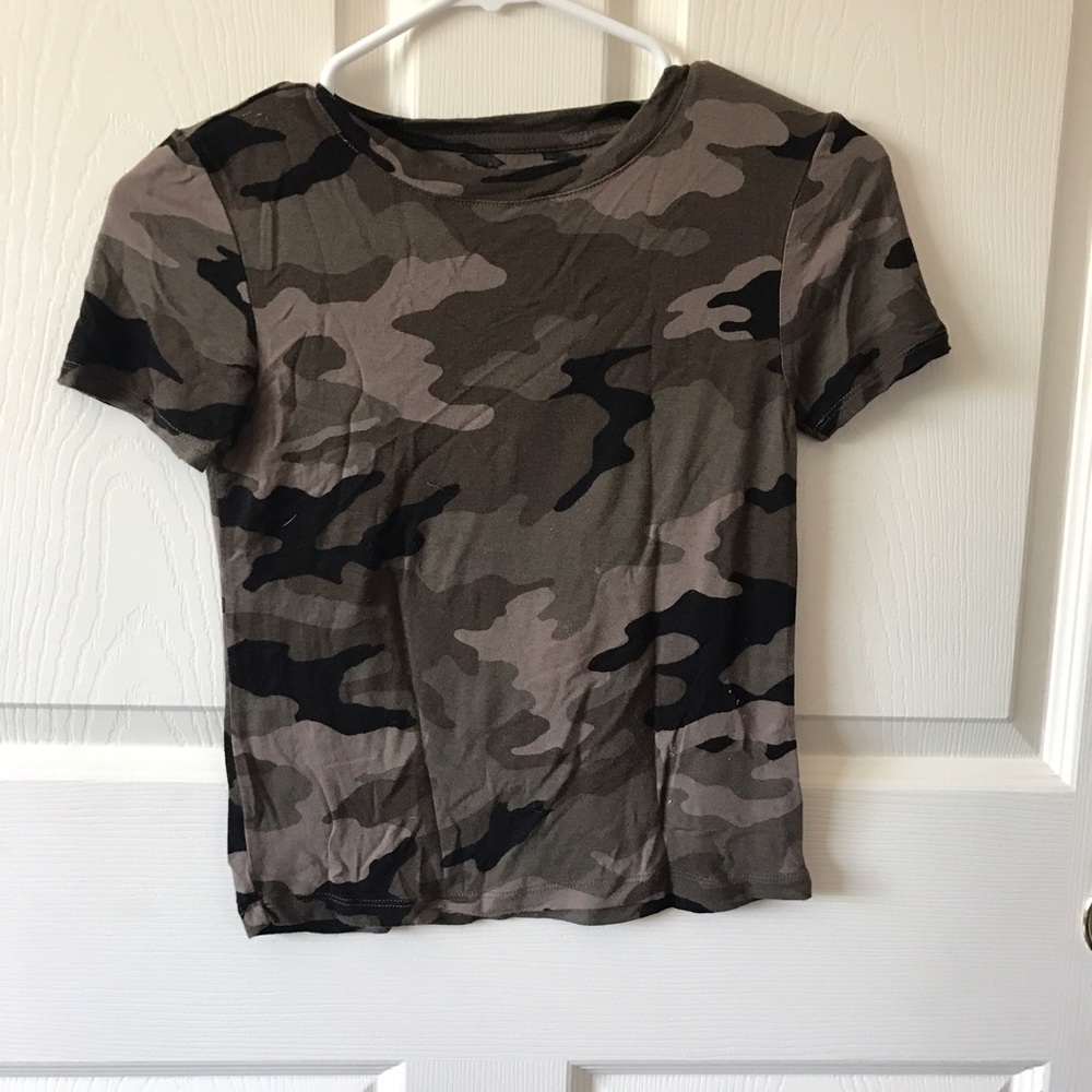 Camo Cropped Tee
