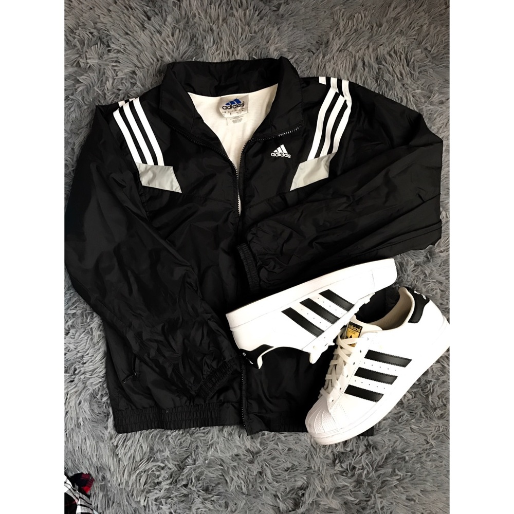 🚫SOLD🚫Adidas Windbreaker