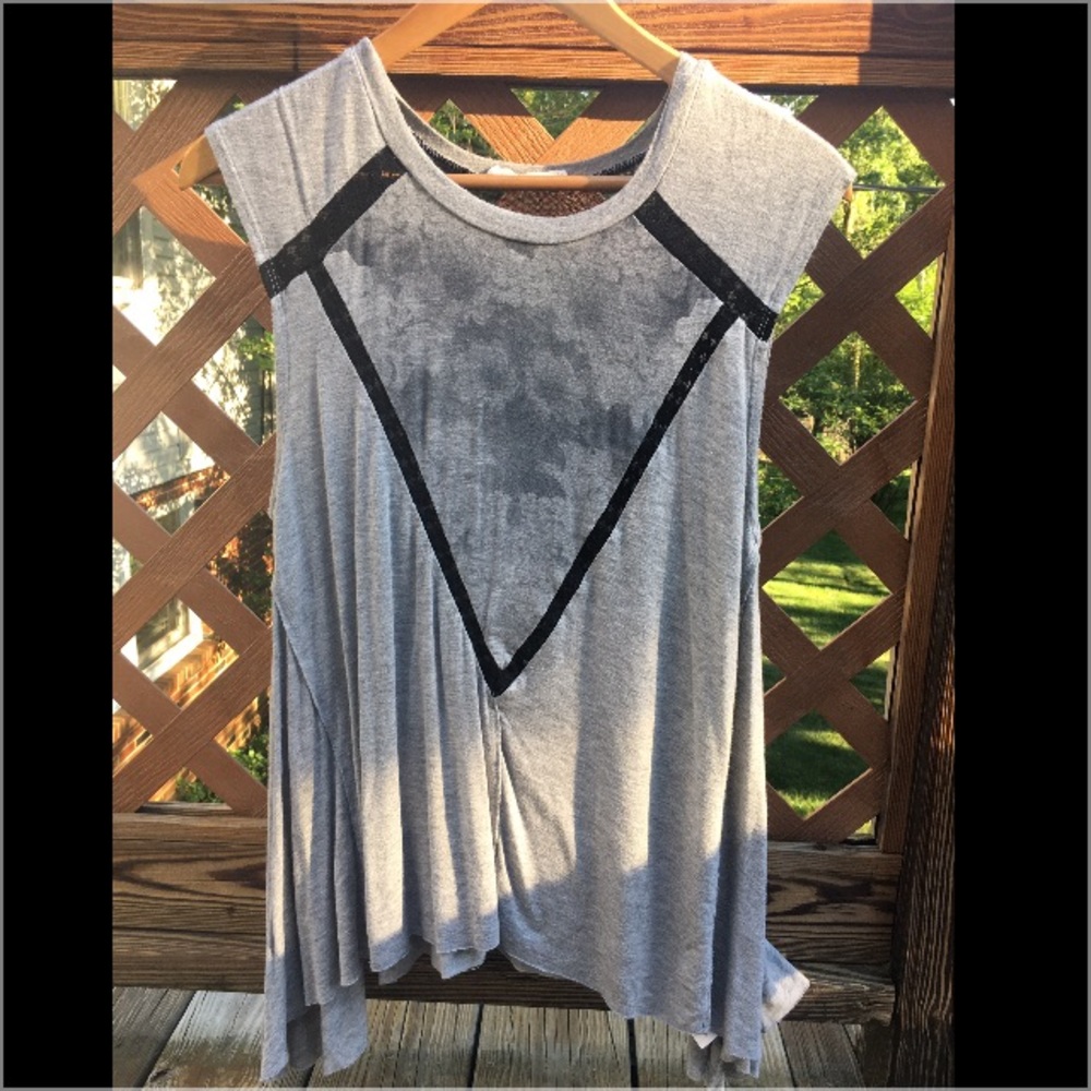 Black and grey muscle tank