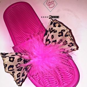 Leopard bow slide
