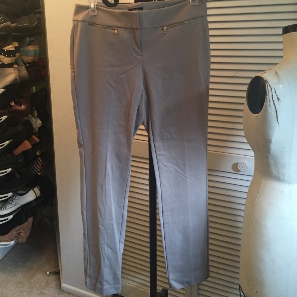 Trailed fitted camel color stretchy soft pants