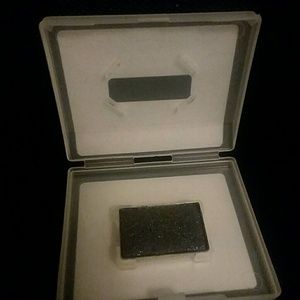 Mk mineral eye shadow