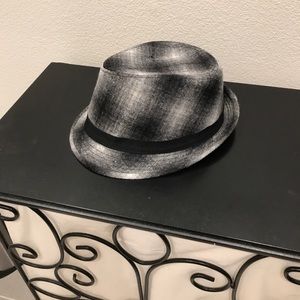 Light Wool Black & Gray Hat