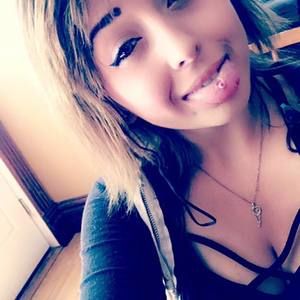 Meet your Posher, Mackenzie