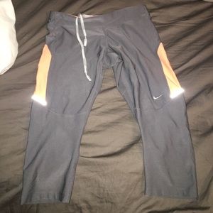 Nike running leggings crop