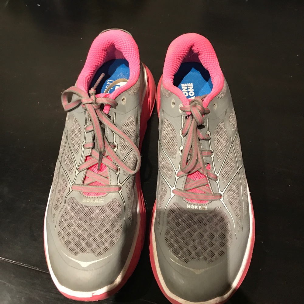 Woman's  Hoka Running Shoes. LIKE NEW!
