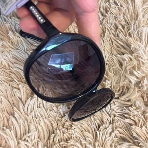 Jennifer Lopez sunglasses