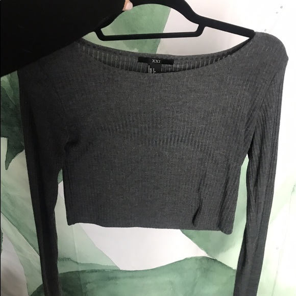 Tops - Grey long sleeve Tops - Grey long sleeve