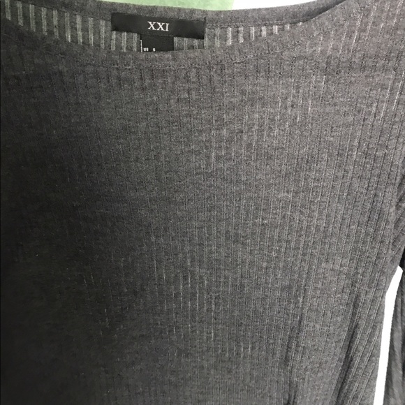 Tops - Grey long sleeve Tops - Grey long sleeve