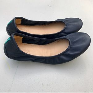 Tieks navy