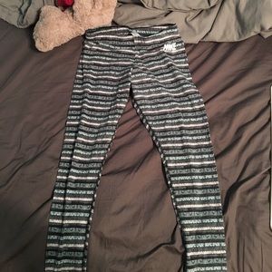 Nike printed running leggings