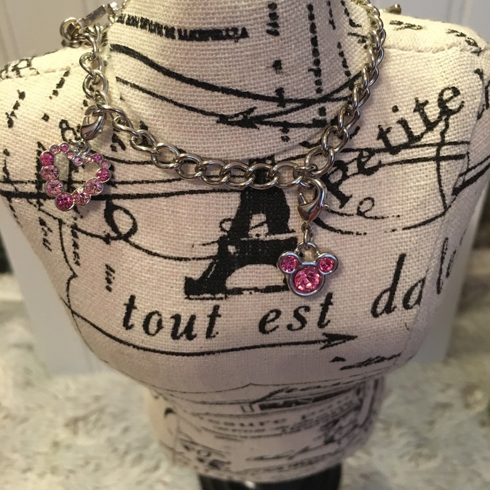 Disney World Silver Charm Bracelet ❤️❤️