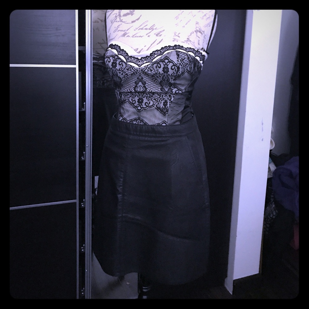 Black Zara vegan leather skirt with pockets