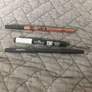 Eyeliner set- Brand new!