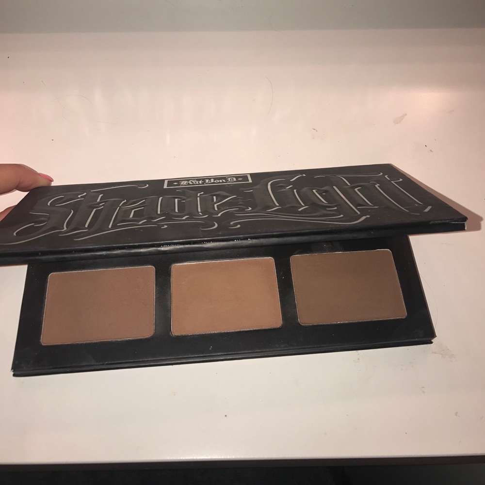 Kat Von D shade+light contour palette