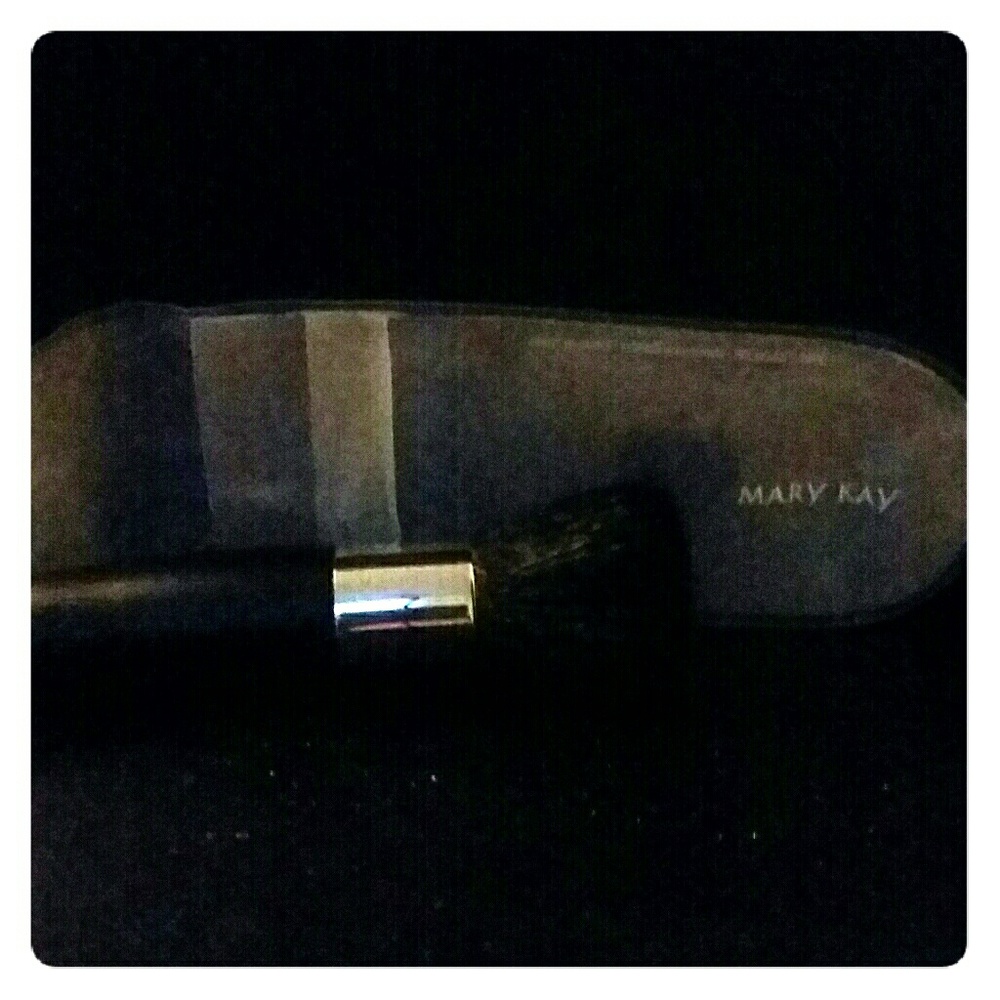 Mk mineral foundation brush