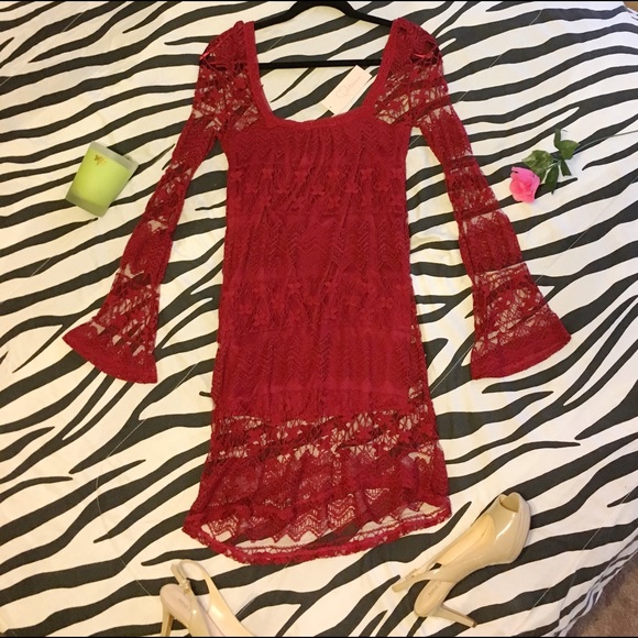 Boho NEW Beautiful Lacey Low Cut Red Dress - Picture 1 of 1