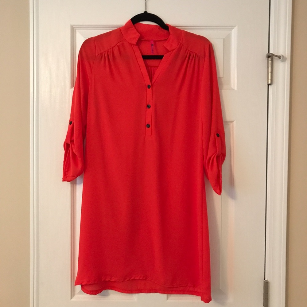 NEVER WORN Long Sleeved Dress