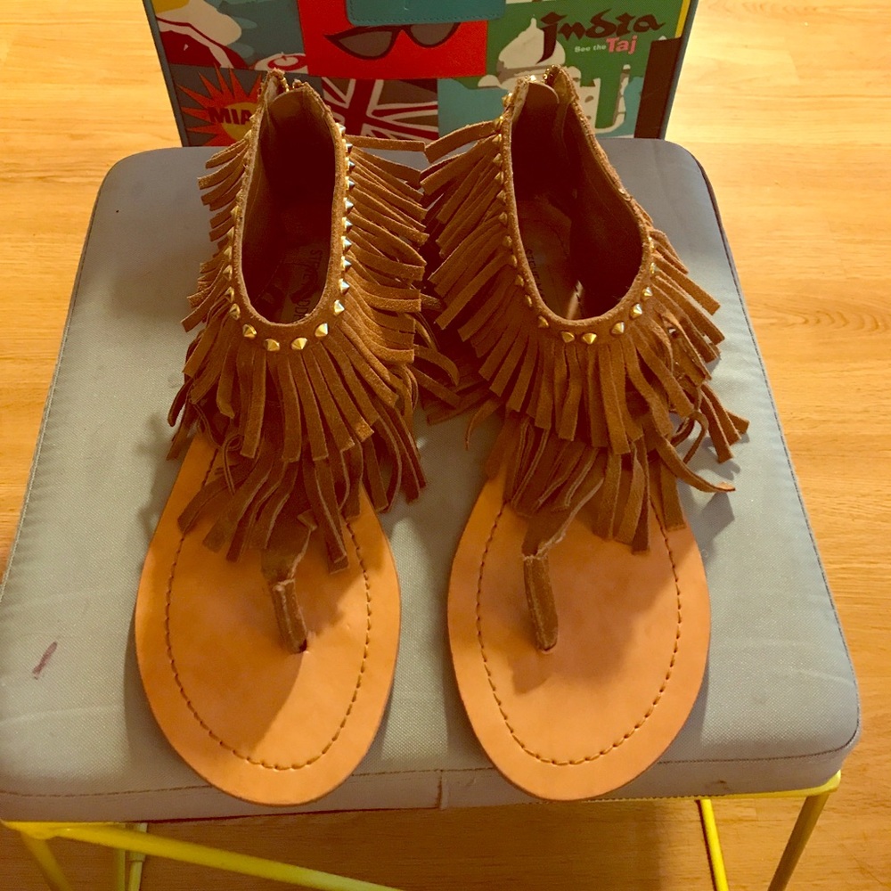Steve Madden fringed sandals