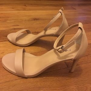 Express Nude Kitten Heels | NEW