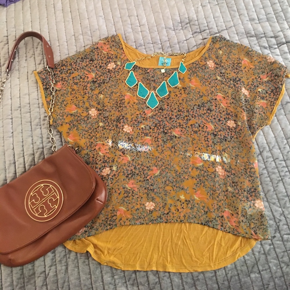 Cute bird pattern shirt