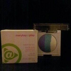 Mk mineral eye shadow