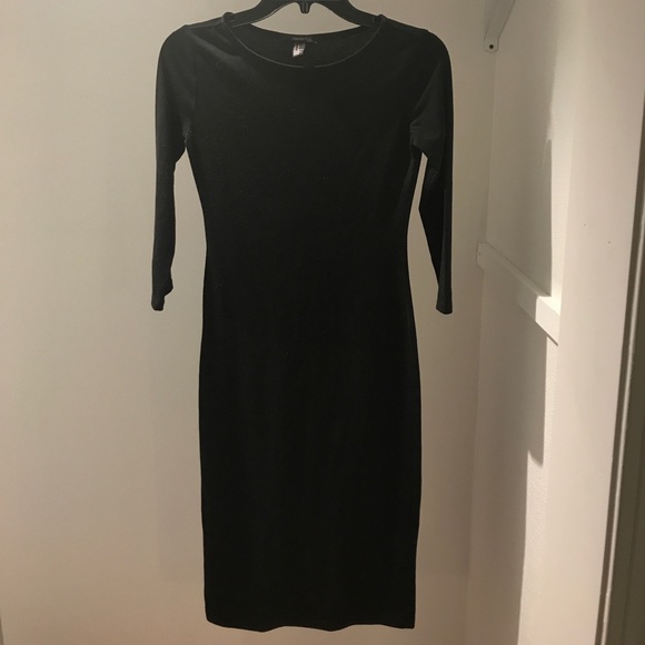 Forever 21 Dresses & Skirts - Black Midi Dress