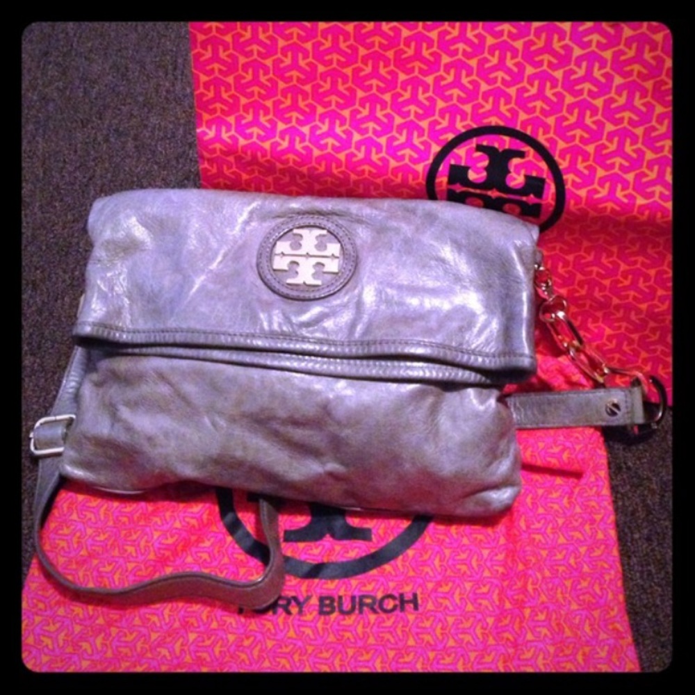 Authentic Tory Bitch cross body bag