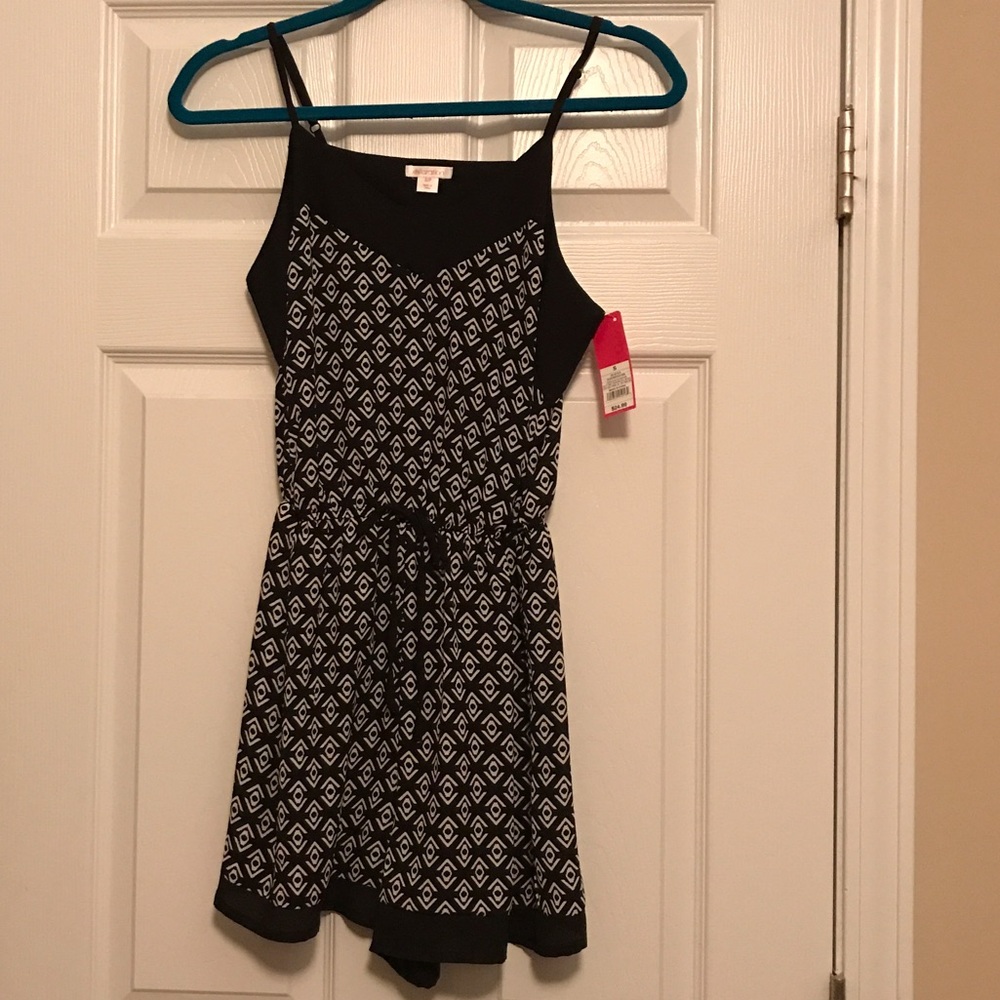 NEVER WORN Patterned Romper