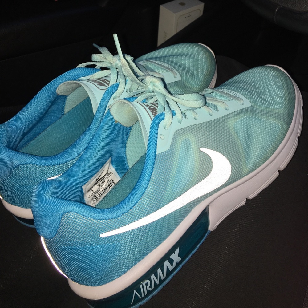 Nike air max sneakers!