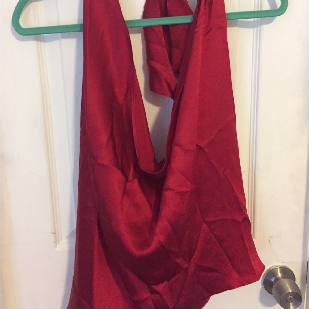 Silky low neck top
