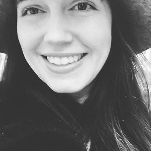 Meet your Posher, Cassandra