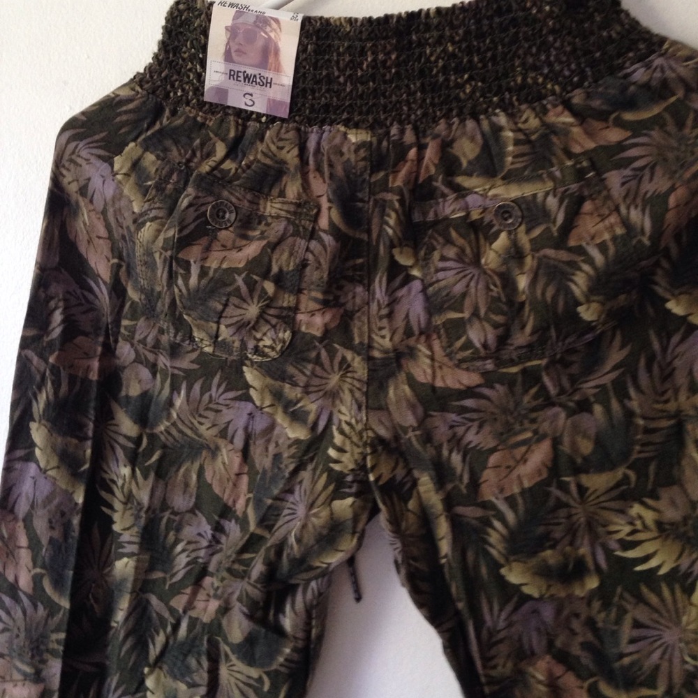 Surfing safari pants