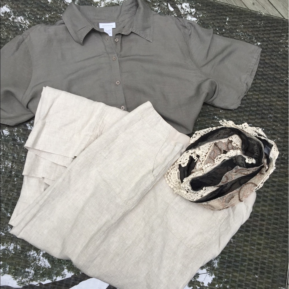 💕Outfit Grey button down Blouse & linen pants!