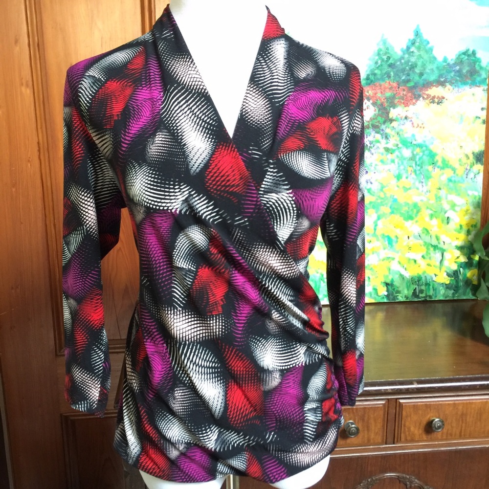 • Vince Camuto Wrap Top •