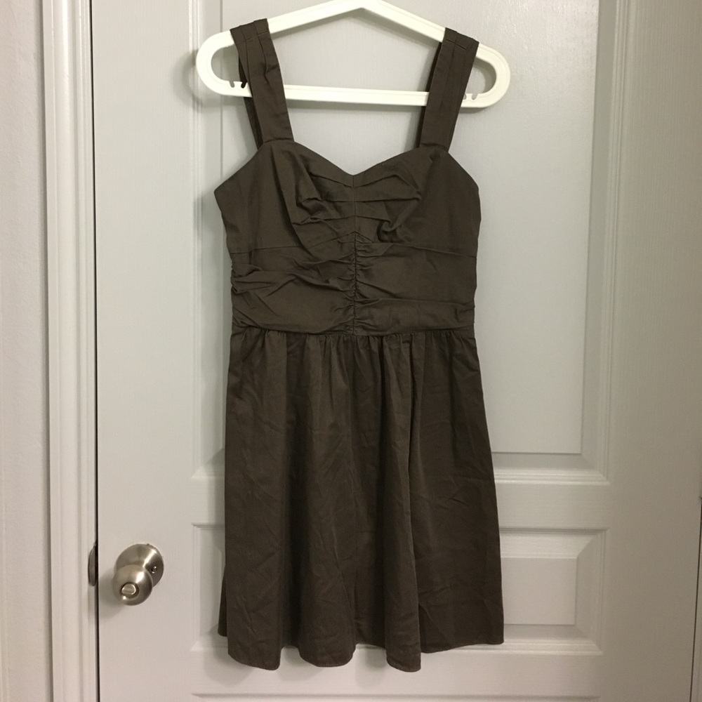 Ignore the wrinkles...great dress