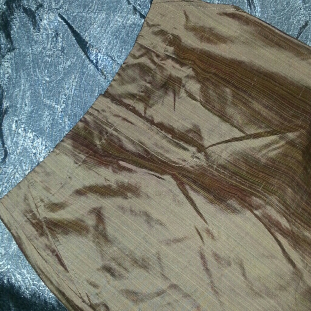 Sleek minimalist shantung silk pencil skirt