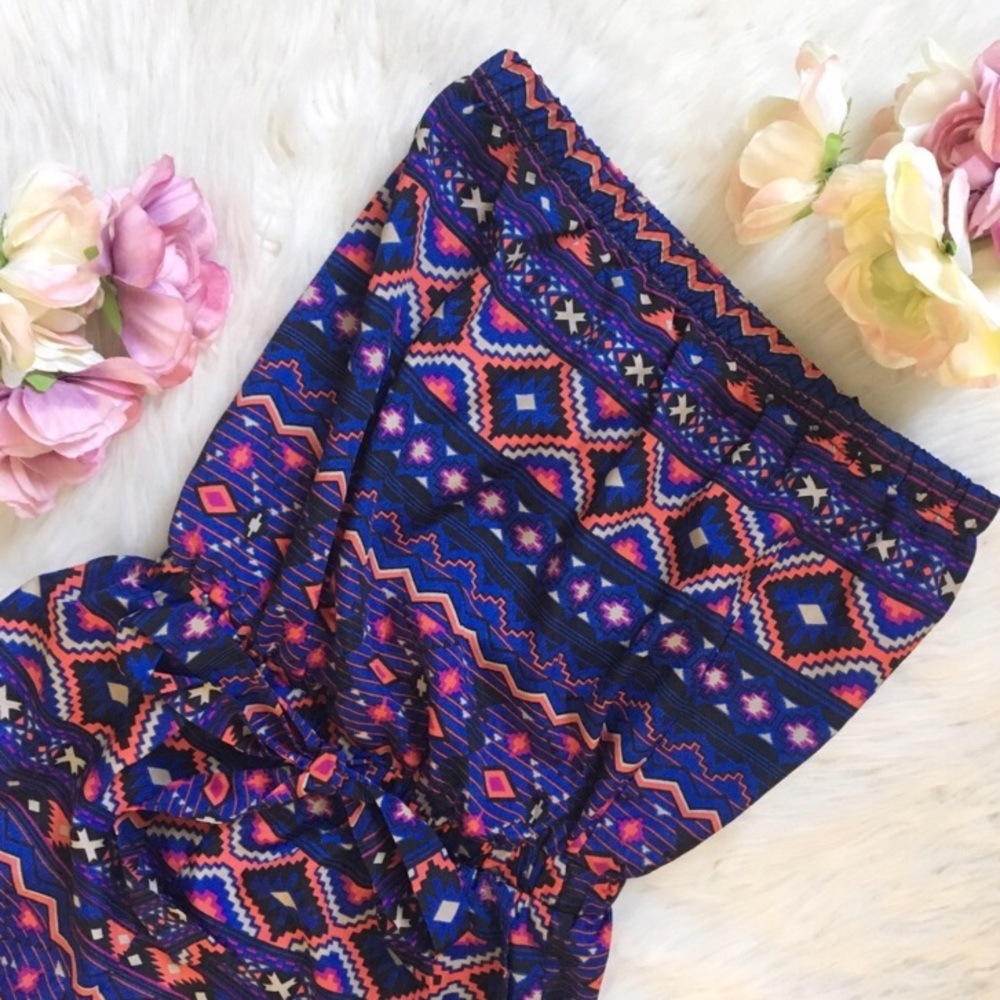 Forever 21 💠 Aztec Pattern Strapless Romper SZ S