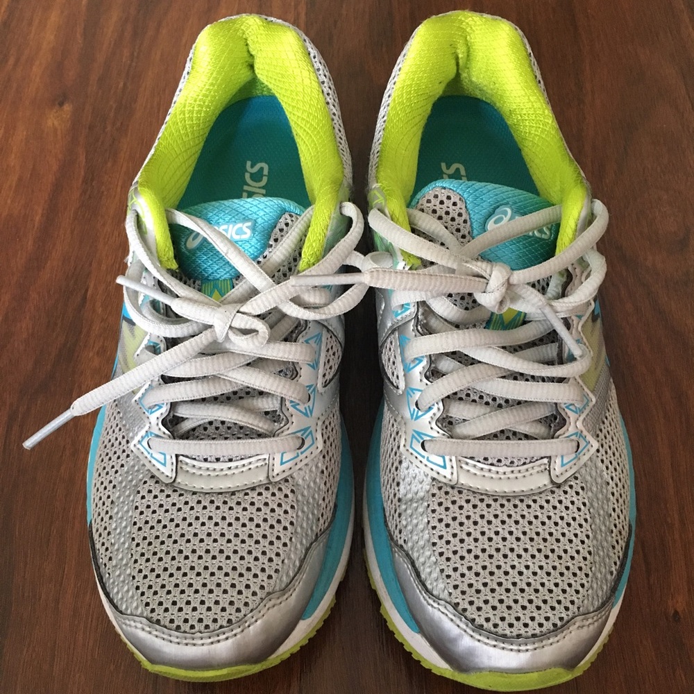 Asics GT-2000 Running Shoes