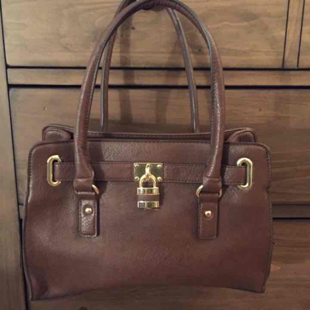 Charming Charlie purse