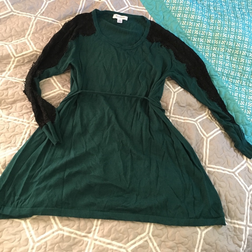 Green/black Lace Maternity Top