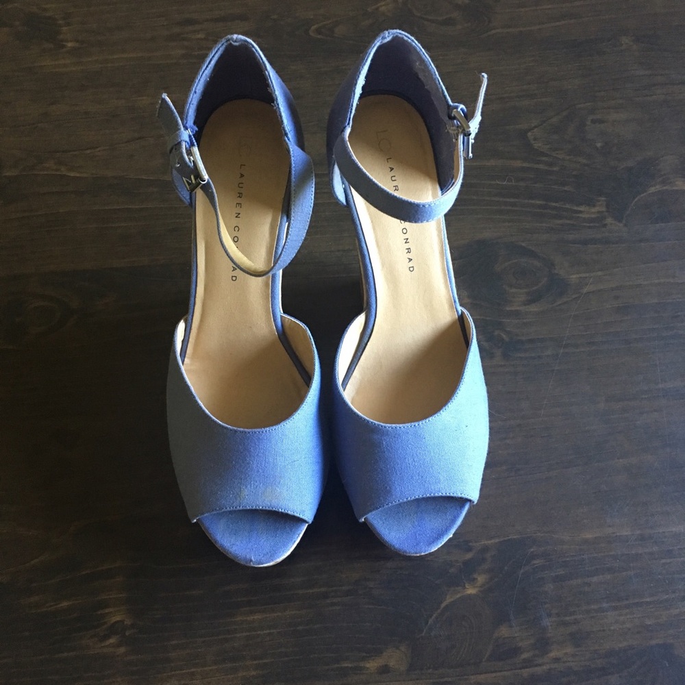 LC Lauren Conrad Peep Toe Wedges