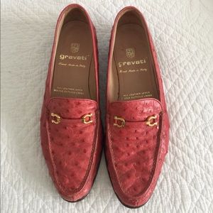 Gravati ostrich leather shoe