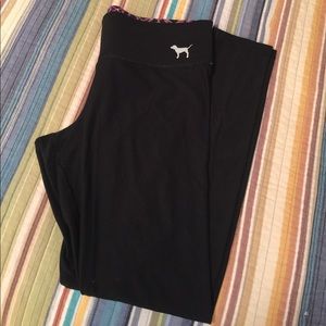 VS Pink Reversible Workout Leggings